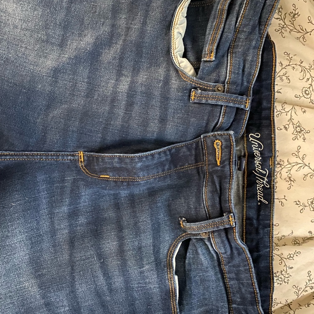 Universal Thread Jeans - Picture 3 of 6
